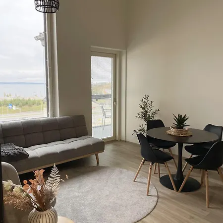 Beautiful Loft Apartment With Glazed Balcony Tampere Exterior photo